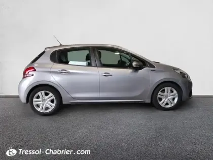 Photo 11 Peugeot 208  PureTech 82ch S&S BVM5 Signature