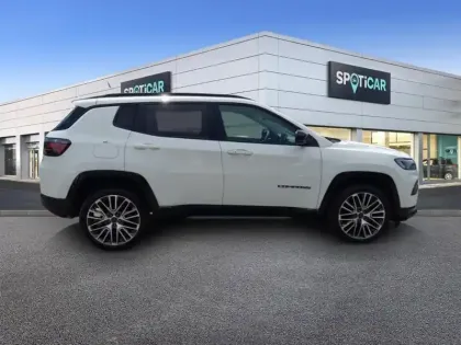 Photo 5 Jeep Compass  1.5 Turbo T4 130 ch BVR7 e-Hybrid Summit