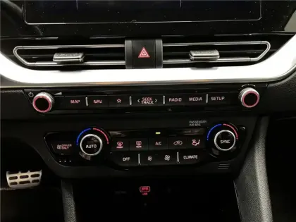 Photo 12 Kia Niro 1.6 GDI HYBRIDE 141 CH DCT6
