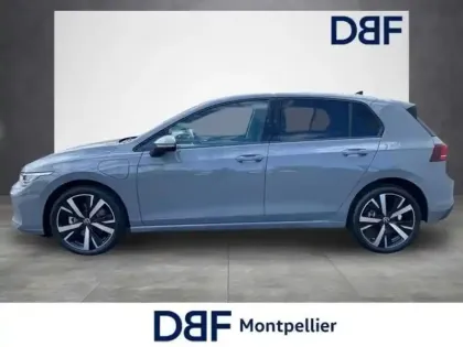 Photo 109 Volkswagen Golf 8 FL 1.5 EHYBRID 204CH DSG6 LIFE PL