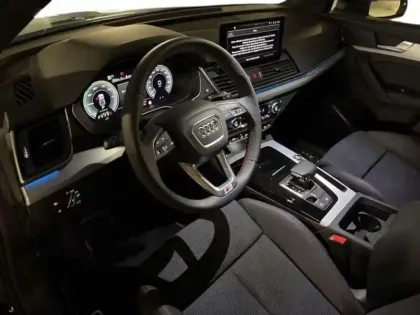 Photo 8 Audi Q5 55 TFSIe 367 S tronic 7 Quattro S line