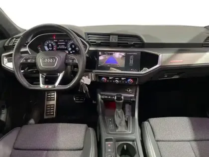 Photo 7 Audi Q3 35 TFSI 150 ch S tronic 7 S line