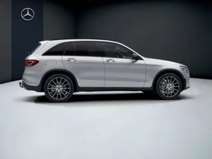 Photo 17 Mercedes GLC  300 d 4MATIC SUV AMG Line