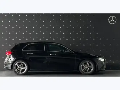 Photo 15 Mercedes Classe A 180 AMG Line