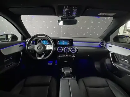 Photo 7 Mercedes Classe A 180 AMG Line