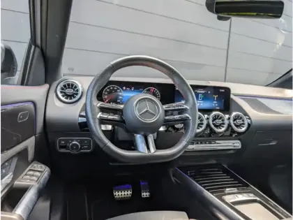 Photo 10 Mercedes GLA 250 e Hybrid EQ 
