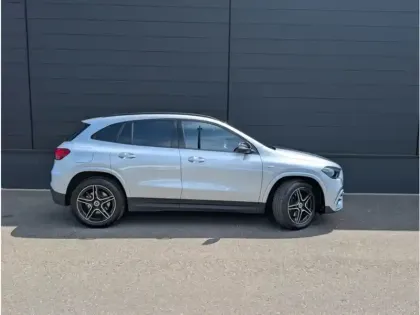 Photo 5 Mercedes GLA 250 e Hybrid EQ 