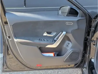 Photo 14 Mercedes Classe A 250 e Hybrid EQ 