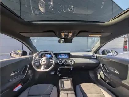 Photo 9 Mercedes Classe A 250 e Hybrid EQ 