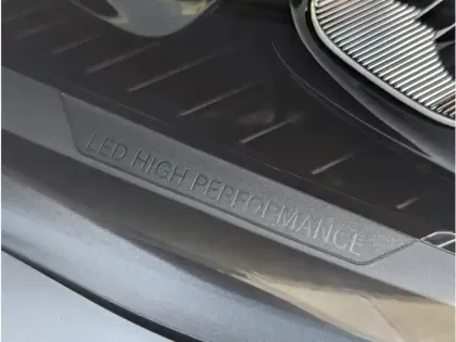 Photo 19 Mercedes GLA 250 e Hybrid EQ 