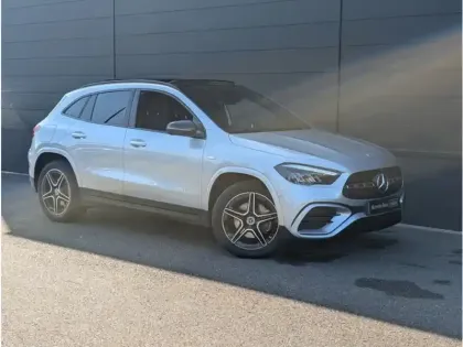 Photo 6 Mercedes GLA 250 e Hybrid EQ 