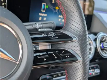 Photo 12 Mercedes GLA 250 e Hybrid EQ 
