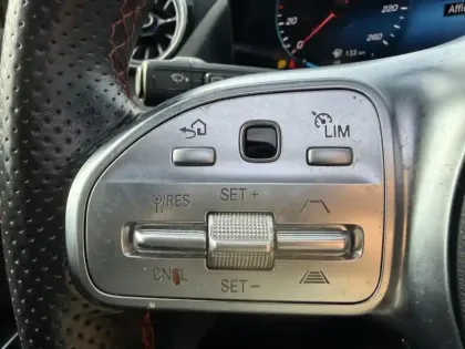 Photo 16 Mercedes GLA 200 d AMG Line