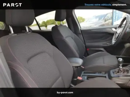 Photo 14 Ford Focus 1.0 EcoBoost 125ch ST-Line