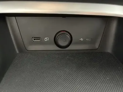 Photo 21 Mg ZS 1.5 Hybrid+ 197ch Comfort