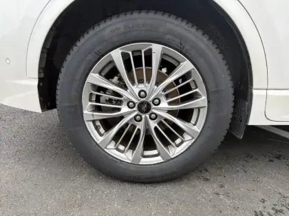 Photo 13 Ford Kuga 2.5 Duratec 190ch FHEV E85 Vignale BVA