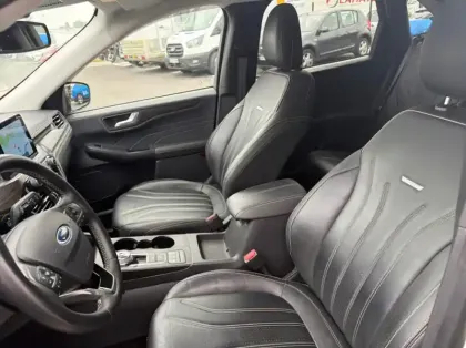 Photo 9 Ford Kuga 2.5 Duratec 190ch FHEV E85 Vignale BVA
