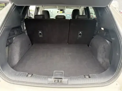 Photo 10 Ford Kuga 2.5 Duratec 190ch FHEV E85 Vignale BVA
