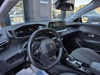 Photo 23 Peugeot 208 II Electrique Allure Business