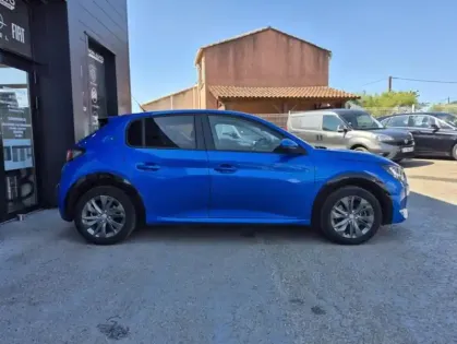 Photo 21 Peugeot 208 II Electrique Allure Business