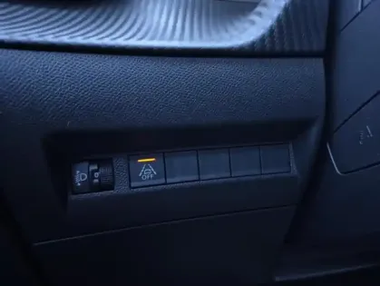 Photo 13 Peugeot 208 II Electrique Allure Business
