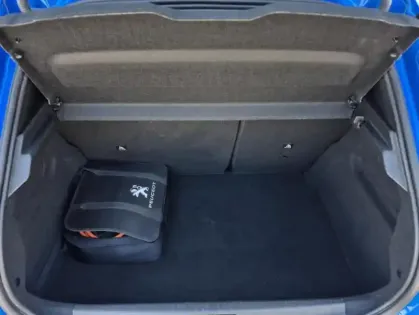 Photo 19 Peugeot 208 II Electrique Allure Business