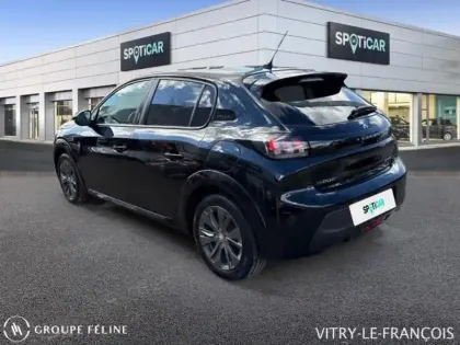 Photo 6 Peugeot 208  e- 136ch Style
