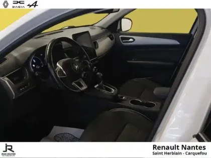 Photo 12 Renault Arkana  1.6 E-Tech 145ch Intens