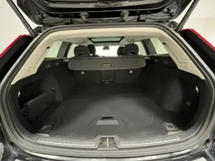 Photo 6 Volvo V60  B4 197ch Inscription Luxe Geartronic 8
