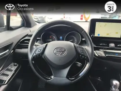 Photo 8 Toyota C-HR  1.8 Hybride 122ch Design E-CVT