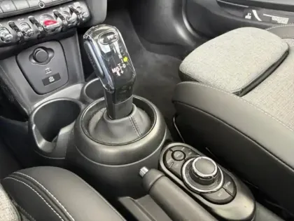 Photo 14 Mini Mini  Cooper S 178ch Edition Premium Plus BVA7