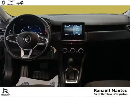 Photo 9 Renault Clio  1.6 E-Tech hybride 140ch Zen