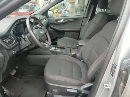 Photo 8 Ford Kuga  2.5 Duratec 190ch FHEV E85 ST-Line BVA