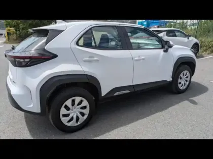 Photo 7 Toyota Yaris  Cross 116h Dynamic MC24