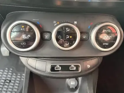 Photo 14 Fiat 500 X 1.0 FireFly Turbo T3 120ch  Urban