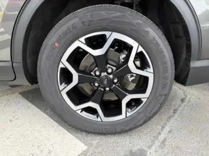Photo 8 Ford Kuga  2.5 Duratec 180ch Hybrid FlexiFuel Active Powershift