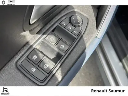 Photo 13 Dacia Duster  1.6 hybrid 140ch Journey