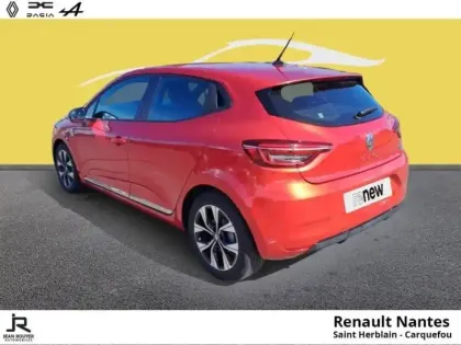 Photo 5 Renault Clio  1.6 E-Tech hybride 140ch Limited