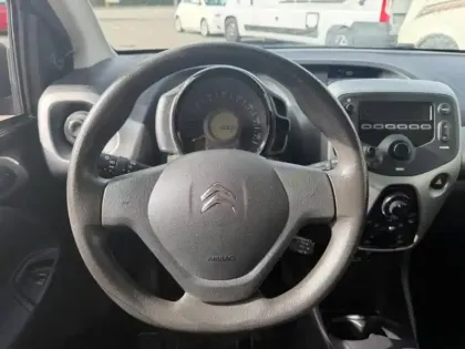 Photo 10 Citroën C1  VTi 68 Feel 5p
