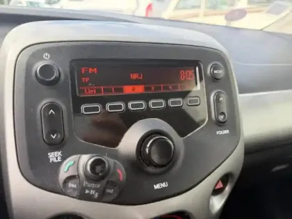Photo 12 Citroën C1  VTi 68 Feel 5p