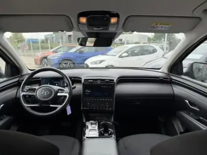 Photo 8 Hyundai Tucson  1.6 T-GDi 230ch Hybrid Business BVA6