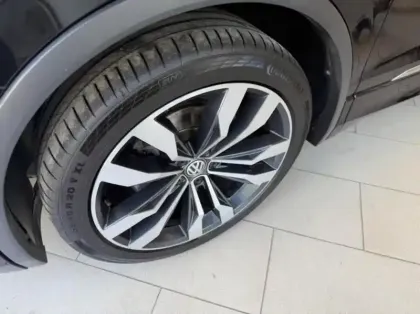 Photo 7 Volkswagen Tiguan  2.0 TDI 150ch Carat Exclusive DSG7