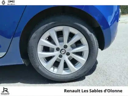 Photo 7 Renault Clio  1.6 E-Tech 145ch full hybrid Evolution