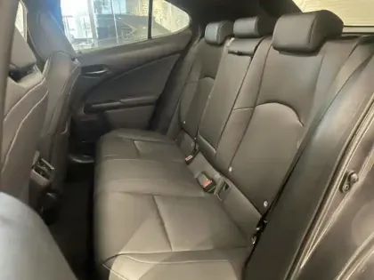 Photo 12 Lexus UX  250h 2WD Premium Edition MY22