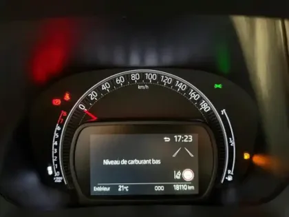 Photo 7 Toyota Aygo  X 1.0 VVT-i 72ch Dynamic MY24
