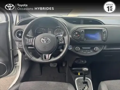 Photo 8 Toyota Yaris  100h Chic 5p