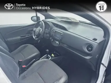 Photo 5 Toyota Yaris  100h Chic 5p