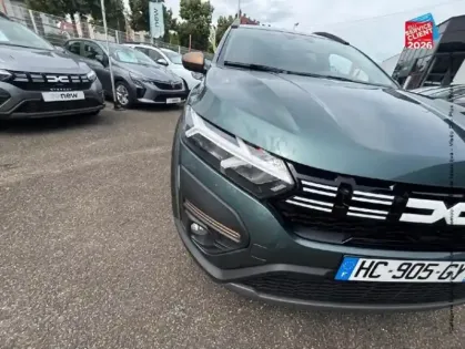 Photo 12 Dacia Jogger  1.6 hybrid 140ch Extreme 7 places -24