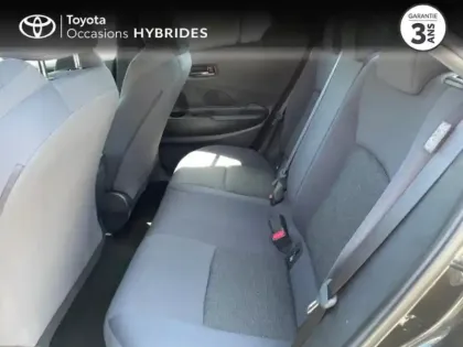 Photo 11 Toyota C-HR  1.8 Hybride 140ch Dynamic NG23