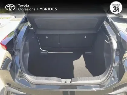 Photo 9 Toyota C-HR  1.8 Hybride 140ch Dynamic NG23